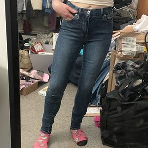 Good American “Good Legs” Skinny Jeans